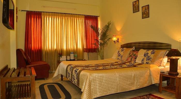 Hotel Sarang Palace